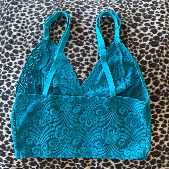 Vintage teal lace bralette - Picture 6 of 15
